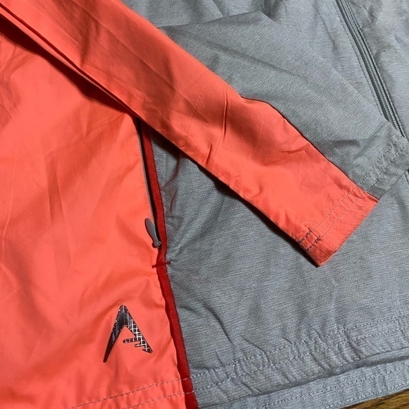 Antigua Light Rain Windproof Jacket Size L - Picture 7 of 10